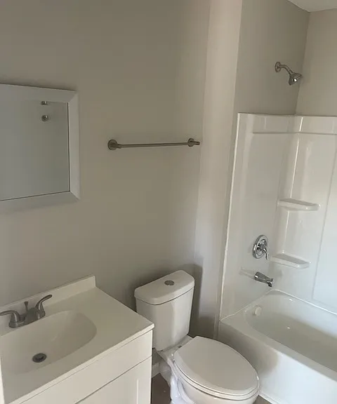 607 E Main St #1 — Photo 9