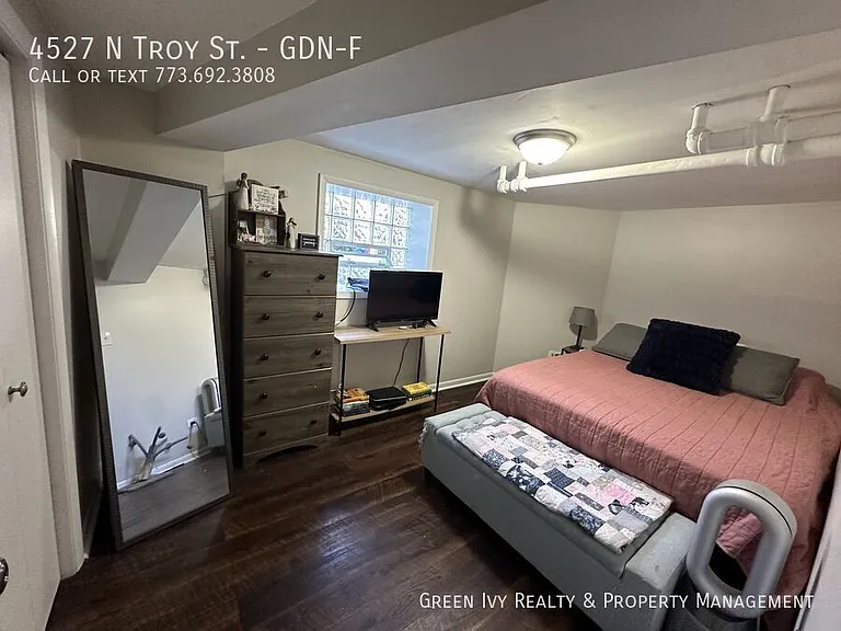4527 N Troy St #F — Photo 3