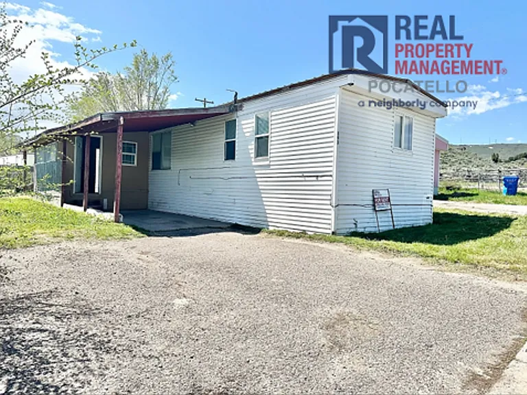 193 Teakwood St — Photo 17