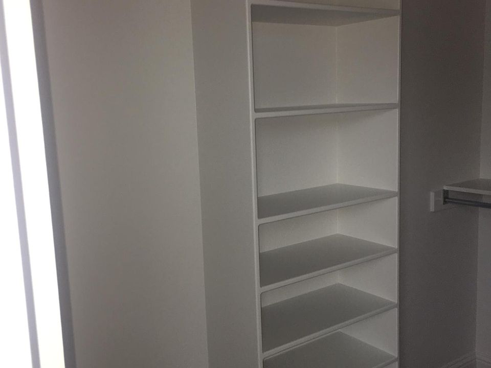 1st image of 1006 Corral Dr