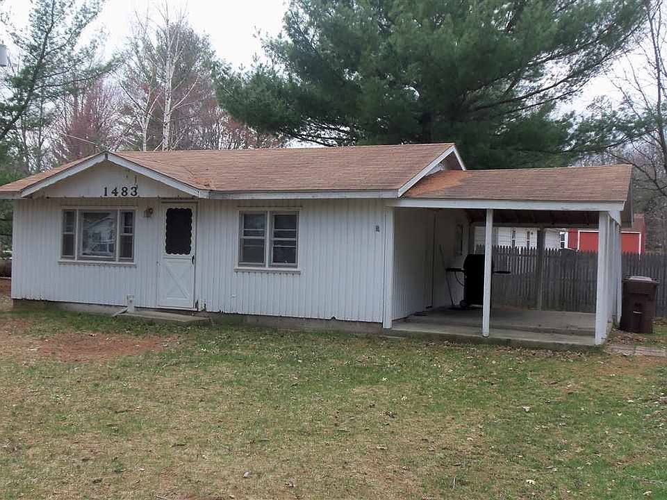 1st image of 1483 6th Ave