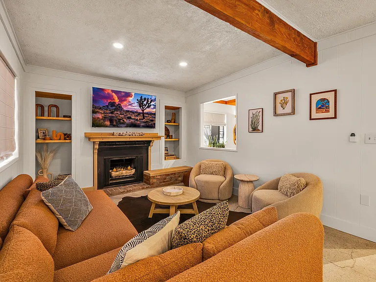5660 Rowell Rd — Photo 13