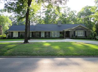 38 Foxchase Dr, Dothan, AL 36305