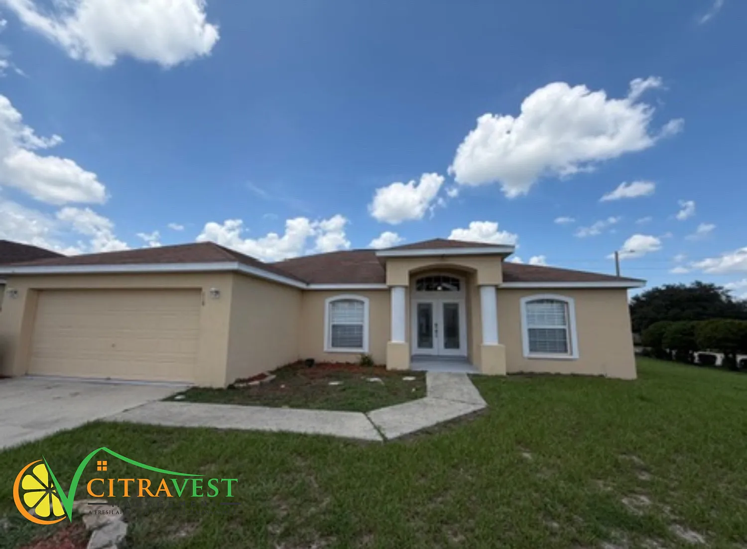 Winter Haven 3 Bedroom Plus! — Photo 1