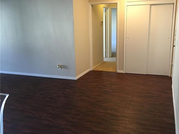 4th image of 5630 Ravenspur Dr Unit 103