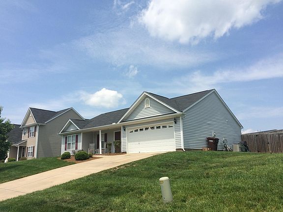 4th image of 523 Brassfield Dr