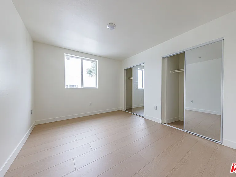 442 E 118th St #1 — Photo 3