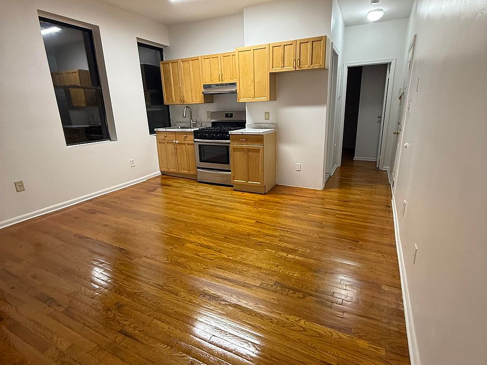 1st image of 5313 Hudson Ave