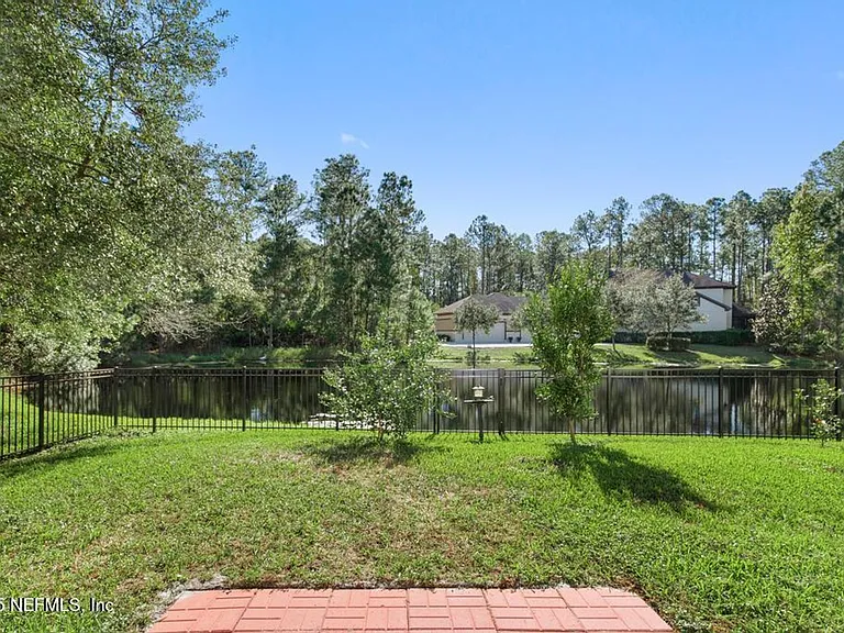 744 Dewdrop Loop — Photo 20