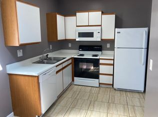 207 Quarter Trl APT E, Newport News, VA 23608