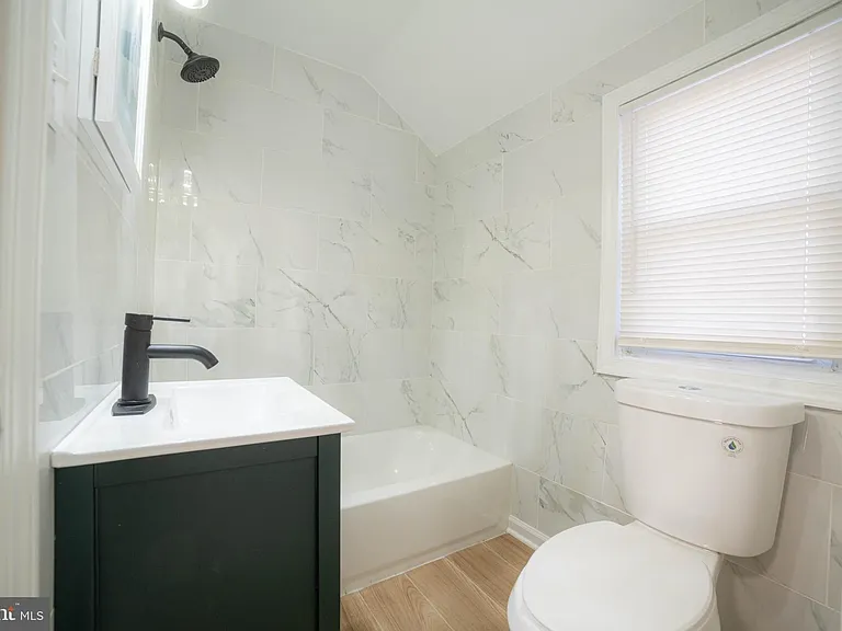 2409 Greeley Pl — Photo 13