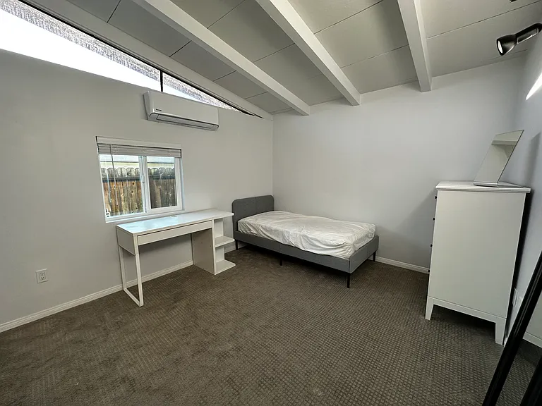 4558 Bannock Ave — Photo 11