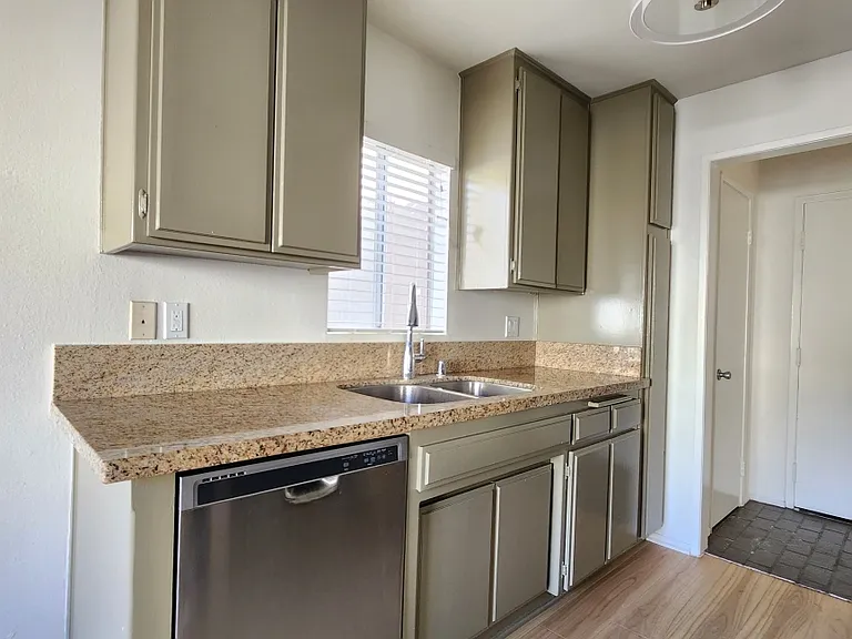 1550 Armacost Ave #105 — Photo 10