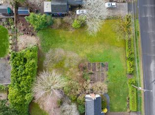 SW Crestdale Dr, Portland, OR 97225