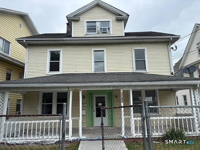 1566 North Ave #2 — Photo 1