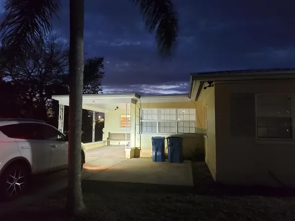 202 N Suwannee Ave, Davenport, FL 33837
