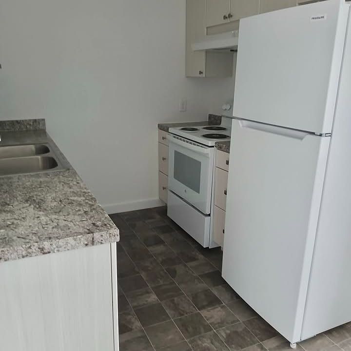 1st image of 1019 Lafayette St #4