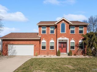 919 Auburn Ct, Fairview Heights, IL 62208
