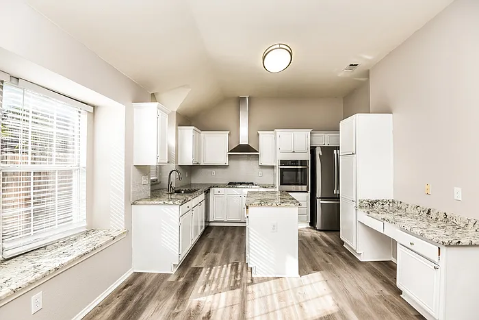 724 Turnstone Dr — Photo 8