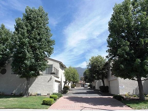 5th image of 927 S Canyon Blvd APT D