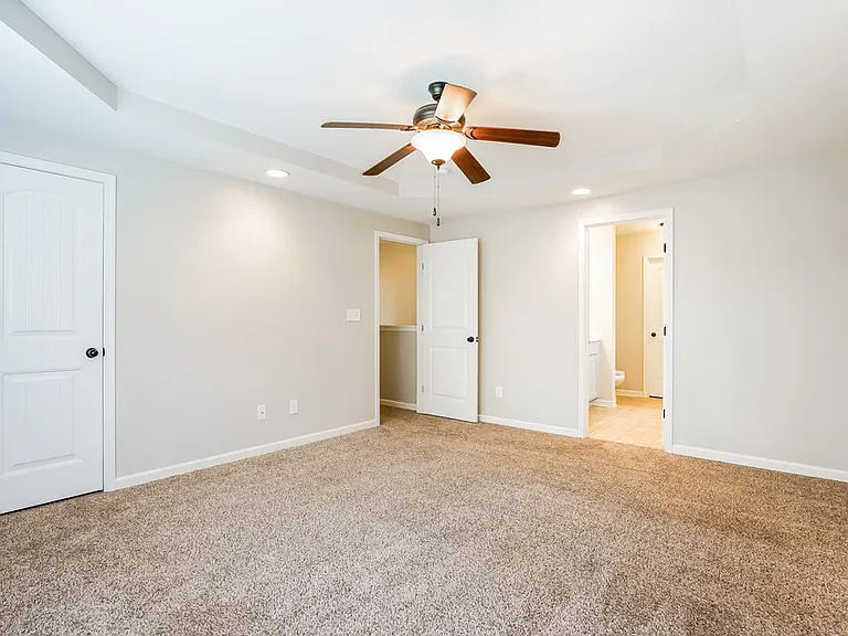 244 E Webber Ln — Photo 9