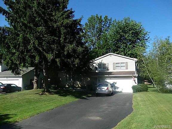 2nd image of 29 Bramhill Ct