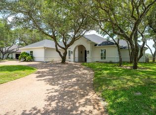 323 Olympic Dr, Rockport, TX 78382