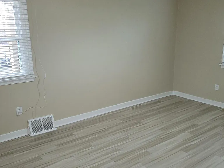 1331 Astor St #2 — Photo 24