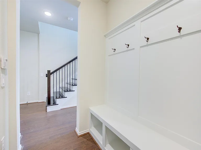 10329 Harmon Smith Dr — Photo 13