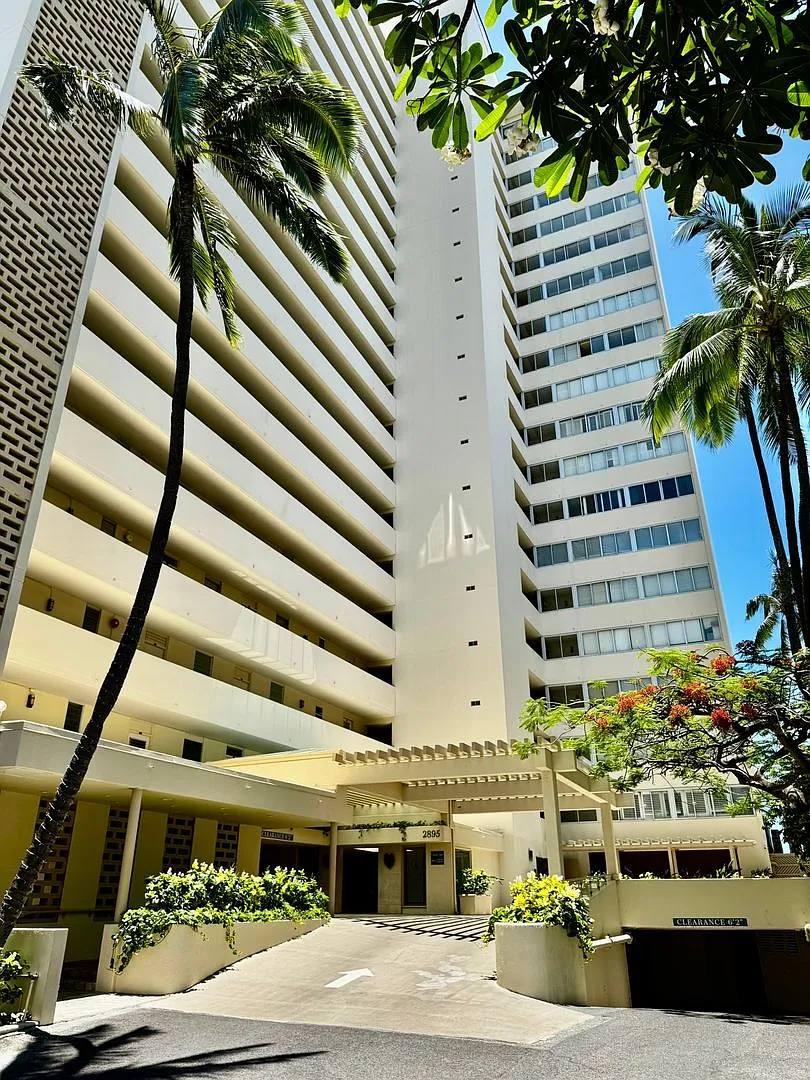 Photo 2 of 17 - 2895 Kalakaua Ave #302 - Honolulu, HI Building Photo - 2895 Kalakaua Ave #302