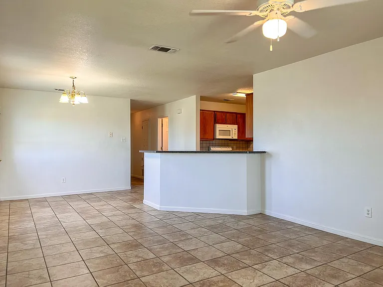 3807 Wind Ct #A — Photo 4