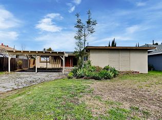 20457 Vose St, Winnetka, CA 91306