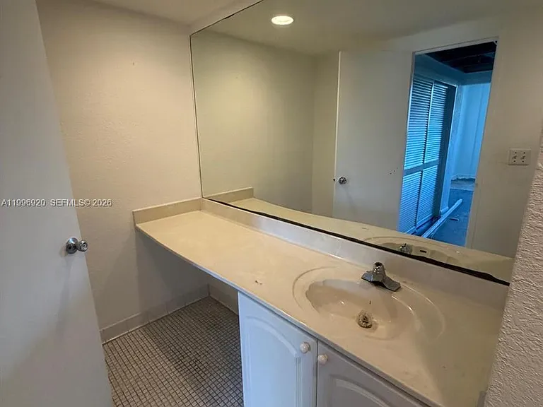 4001 S Ocean Dr #4H — Photo 8