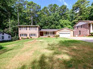 3221 Goldenchain Dr, Lithonia, GA 30038