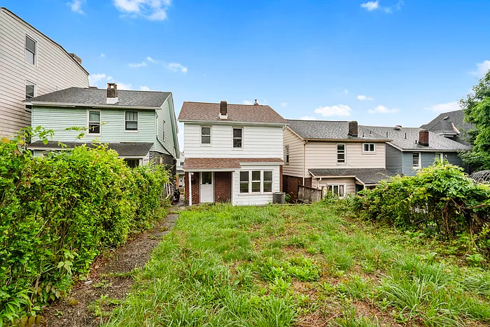 2217 Hawthorne Ave — Photo 30