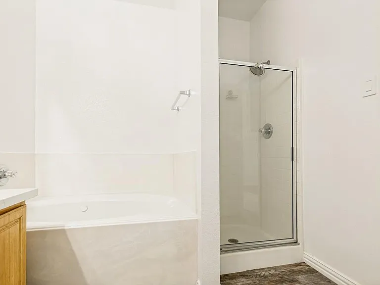 1110 Chase Park Dr — Photo 10
