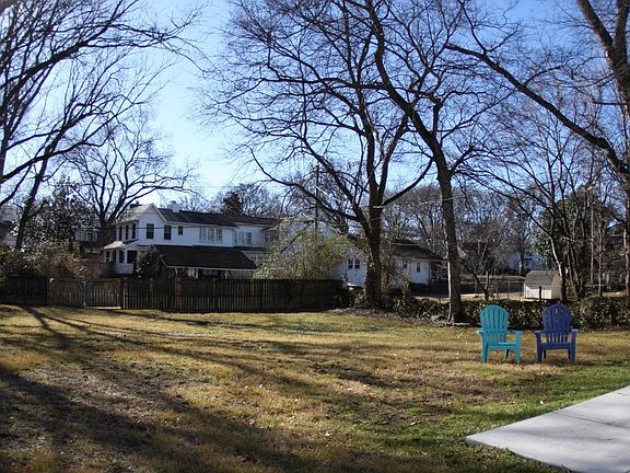 3rd image of 3619 Meadowbrook Ave