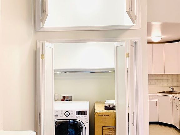 5th image of 157 W 73rd St APT 3F