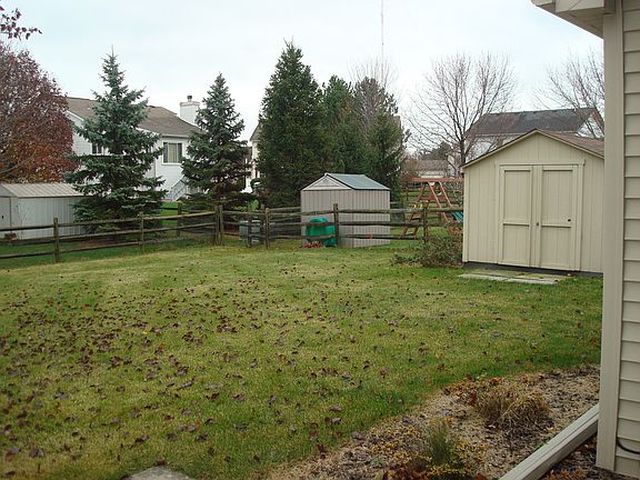 2nd image of 26398 Oak Meadow Dr W