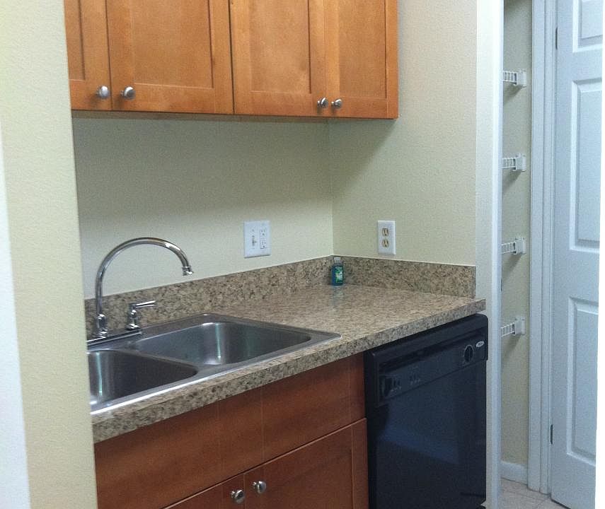 1st image of 3015 W Santiago St APT 7