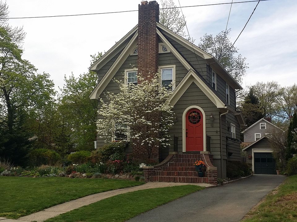 1st image of 12 Balmiere Pkwy