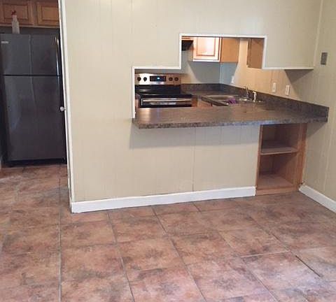 2nd image of 142 Valencia Dr #142