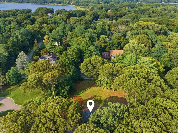 34 Old Field Road, Setauket, NY 11733
