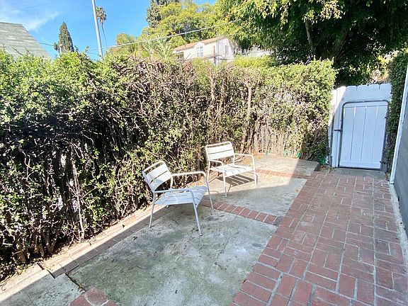 Private courtyard