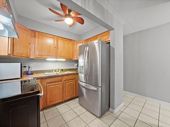 4th image of 7432 Washington St APT 102