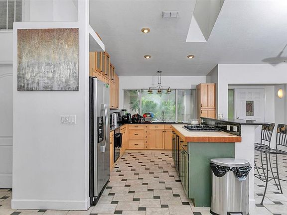 5th image of 3585 SE 55th Ct
