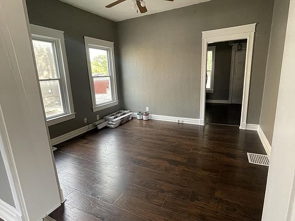 3rd image of 1009 Lowell Ave