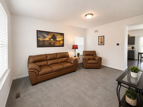 2nd image of 1768 Orchard Ln