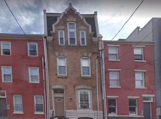 913 N 15th St, Philadelphia, PA 19130