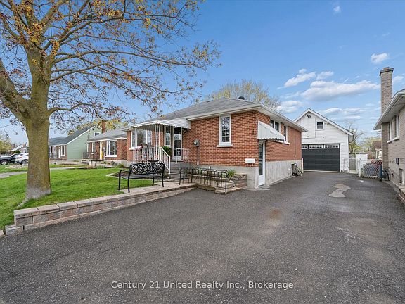 4th image of 679 Bellaire St